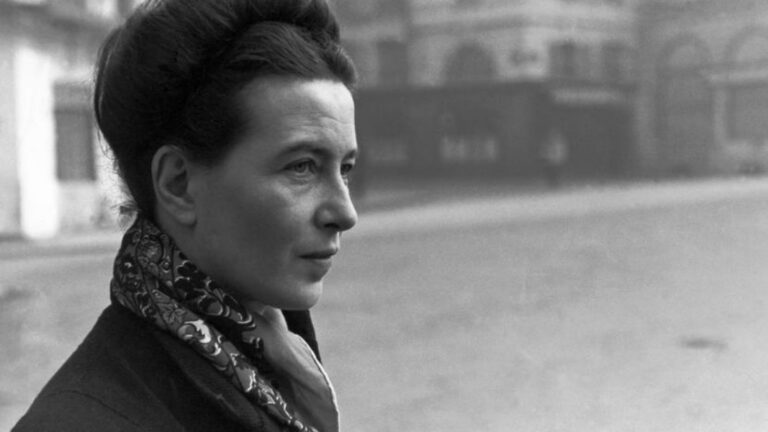 Atatürk Devrimi Bağlamında Simone de Beauvoir’ın İkinci Cinsiyet’i